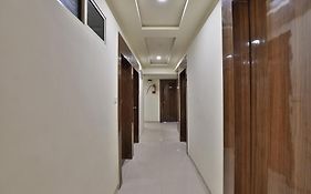 Hotel Skyland Navrangpura